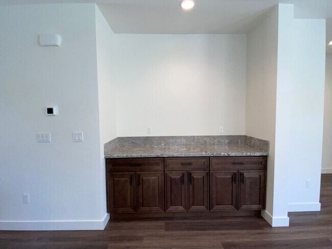 Building Photo - Built 2023 NW Reno 3 Bedroom House - Downs...