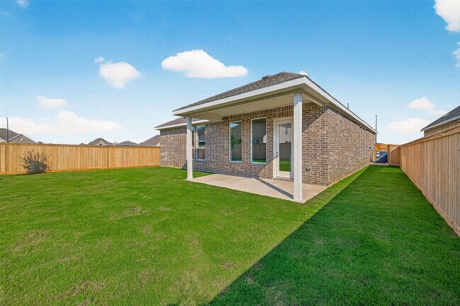 Building Photo - 11119 Poplar Tree Dr