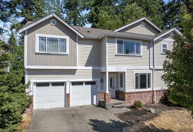 Primary Photo - 4 Bed + Bonus Room, 2.5 Bath Home in Coyote Ridge w/ Park Access & Garage!