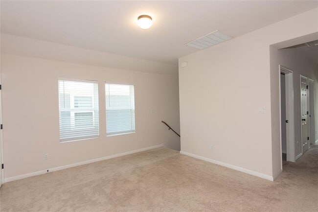 Building Photo - 2500 Roosevelt Rd