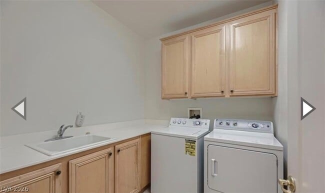 Building Photo - 10677 Sapphire Vista Ave