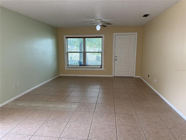Building Photo - 1316 Mill Creek Pl
