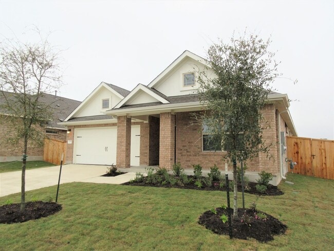 Building Photo - Carneros Ranch 3-bedroom/2-bath Home - Leander ISD