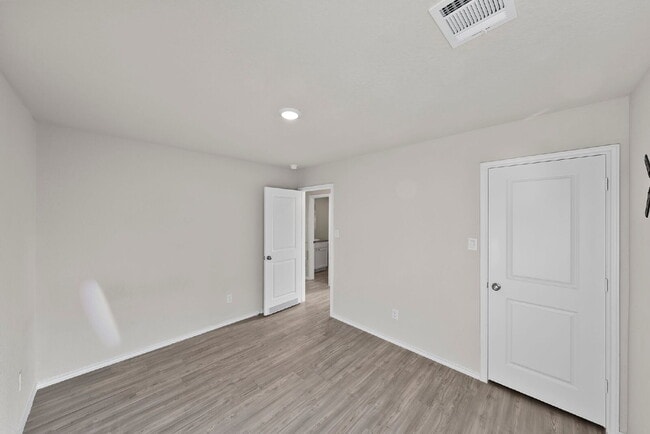 Building Photo - Stylish One Story Living with Modern Upgrades and Resort Style Amenities
