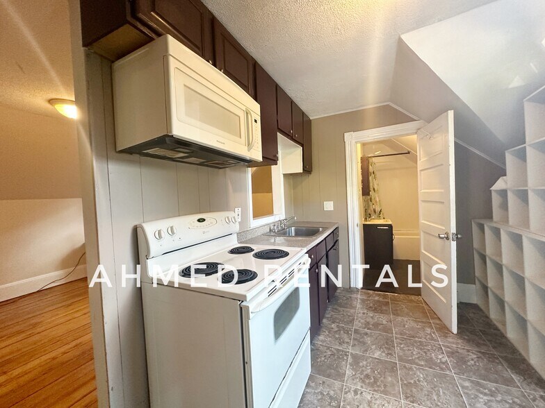 Building Photo - 1 Minott St