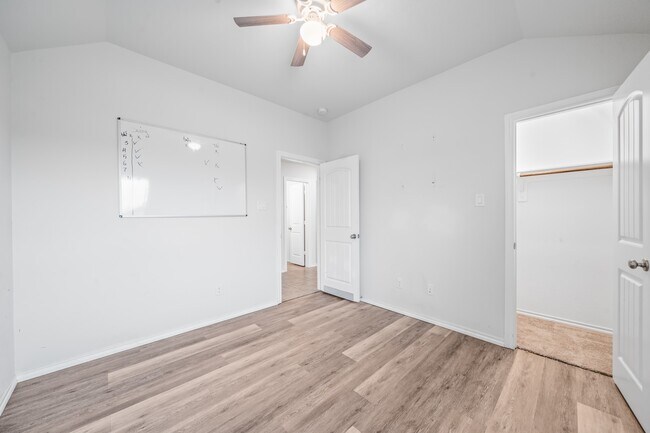 Building Photo - 5742 Pampus Prairie Rd