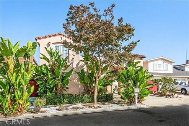 Building Photo - 5101 Chateau Cir