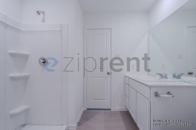 Building Photo - 18003 Valle Cupa Ln