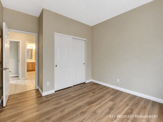 Building Photo - 2294 Tedesca Dr