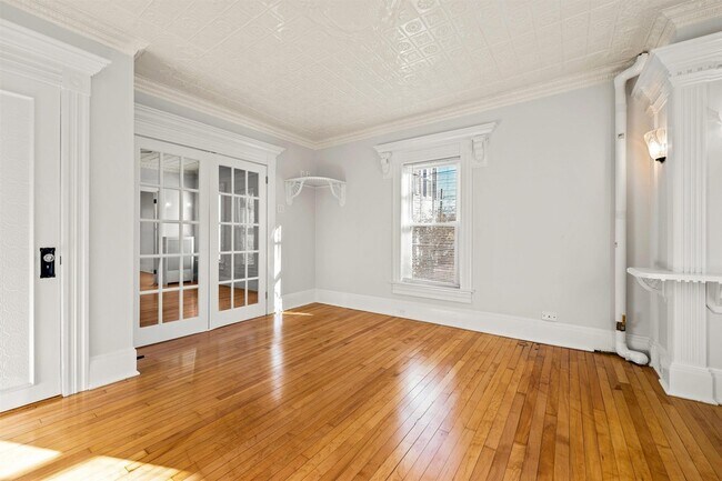 Building Photo - 26 Reservoir Ave