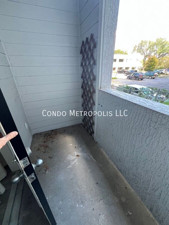 Building Photo - 304 E South St