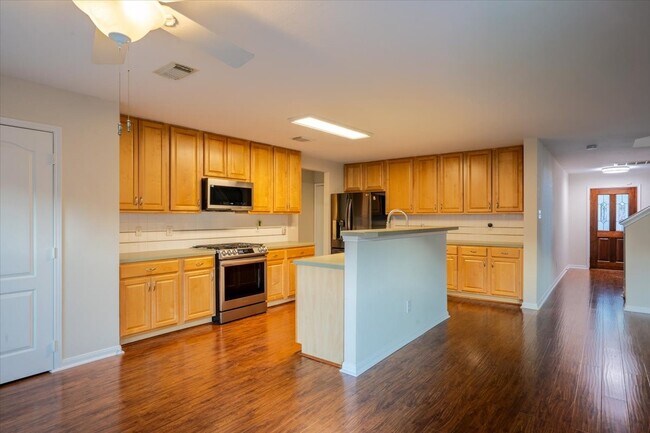 Building Photo - 15907 Kings Cypress Ln