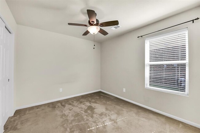 Building Photo - 5114 Espuela Ln
