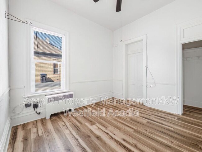 Building Photo - 256 N 500 W