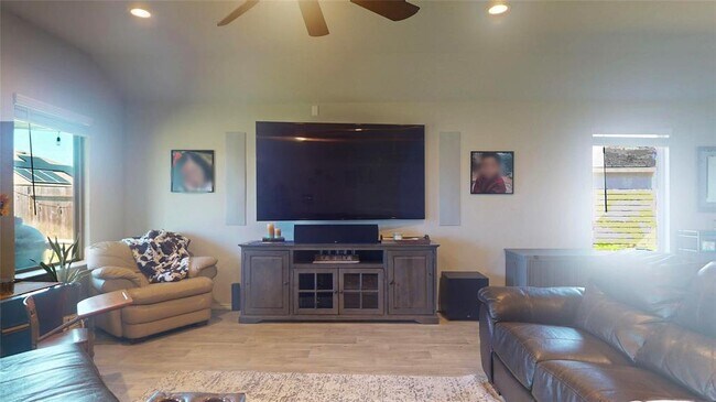 Building Photo - 1830 Turtle Blf Ln