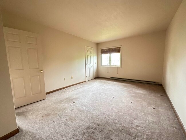 Building Photo - 24 Witham St