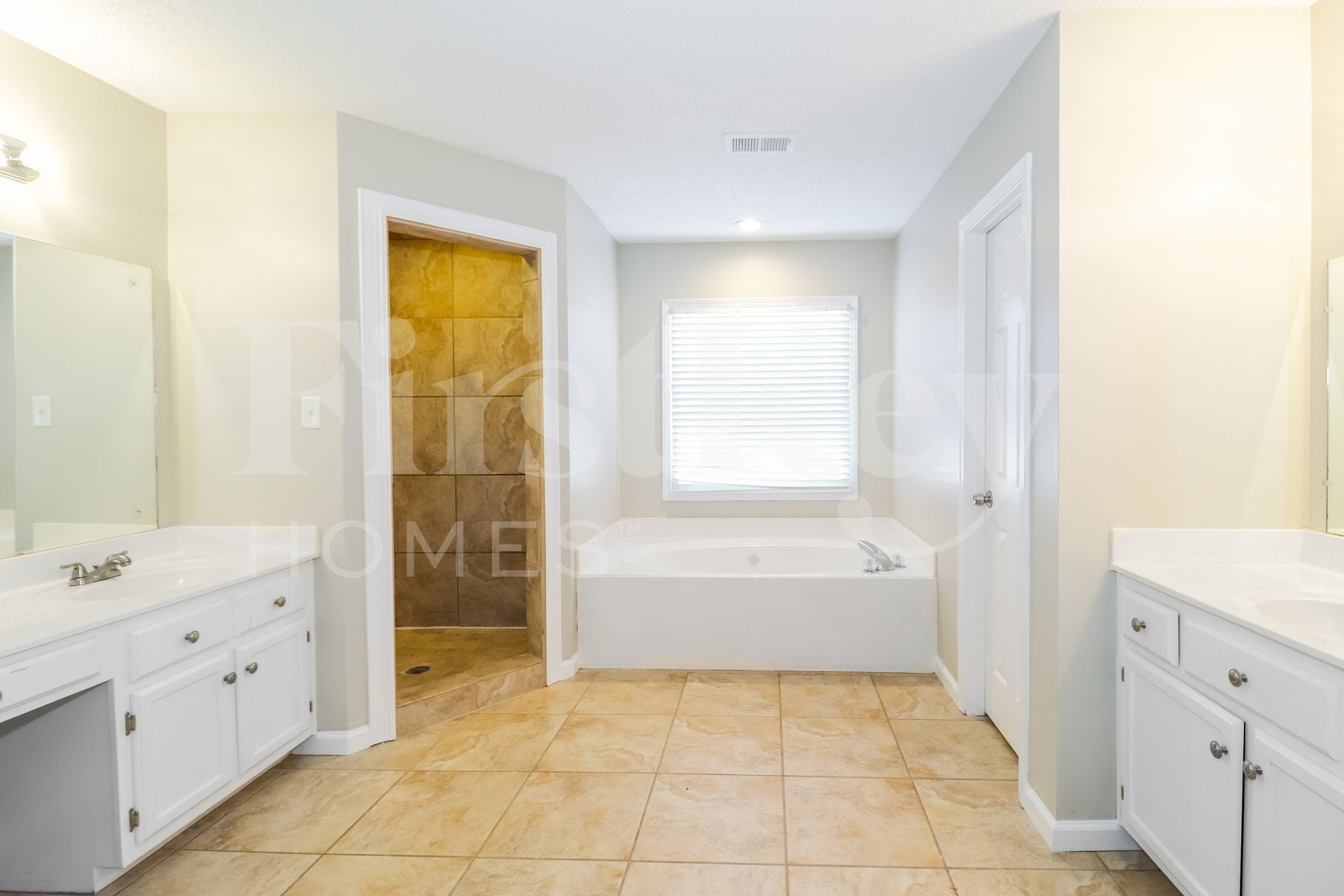 Building Photo - 8827 Dewberry Ln