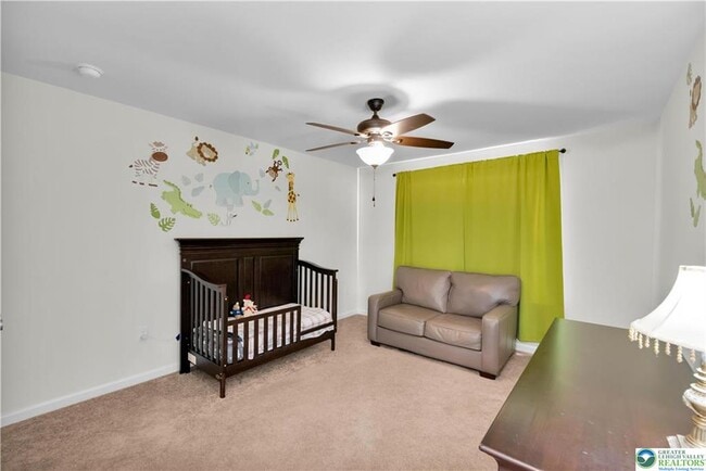 Building Photo - 4247 Beech Dr