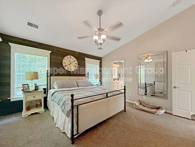 Building Photo - 578 Carters Grove Rd