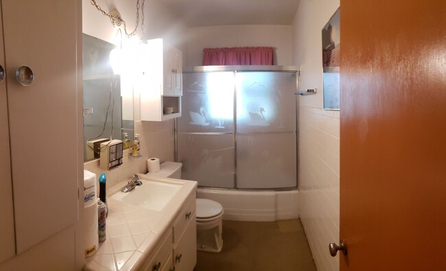Building Photo - Eastwood Area Rental