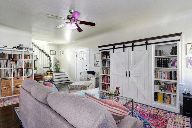 Building Photo - Beautifully Renovated 5 Bedroom Midtown Home