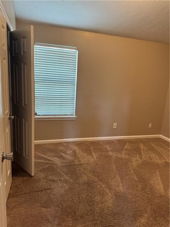 Building Photo - 2763 S Hills
