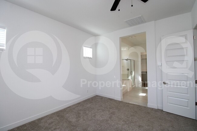 Building Photo - 3859 East Fiesta Flower Lane