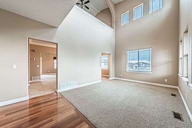 Building Photo - Stunning 5BR Home with Luxury Master Suite & Low-Maintenance Yard!