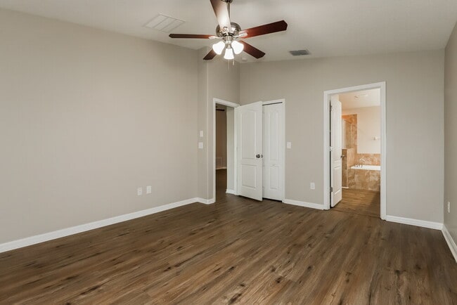 Building Photo - 14225 Stockwell Ln