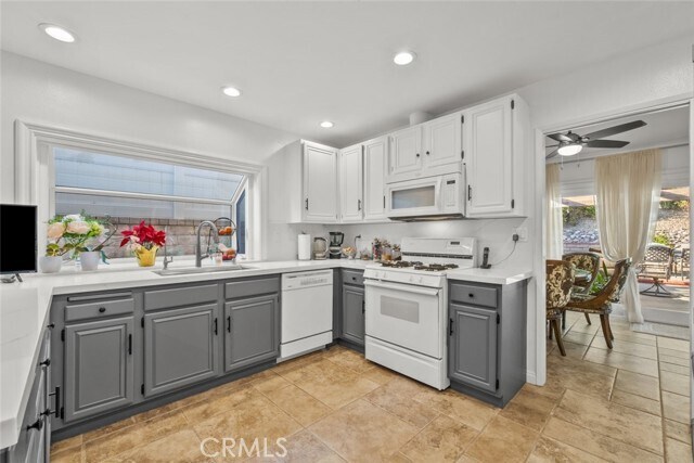 Building Photo - 13247 Mission Tierra Way