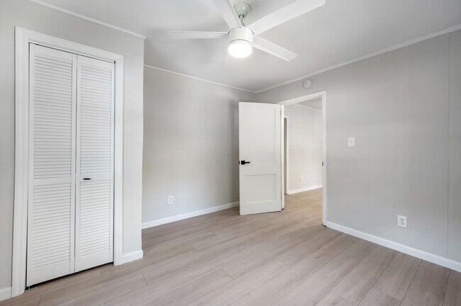 Building Photo - 4673 Hassell Ave