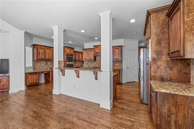 Building Photo - 1475 Boomer Cir