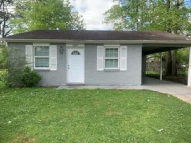 Primary Photo - 16637 S Amite Dr