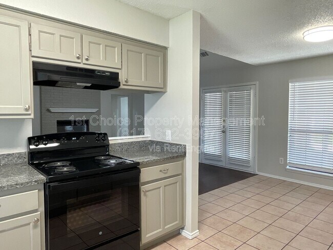 Building Photo - 459 Little Valley Ct