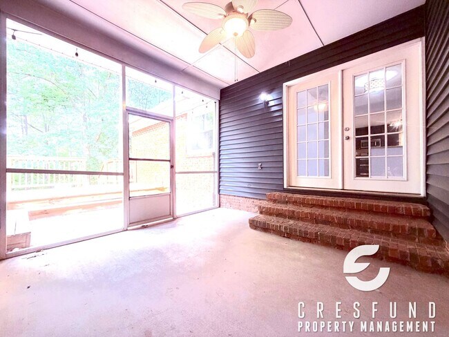 Building Photo - Charming 3 Bedroom 2 Bath Open Concept (Pet Friendly)