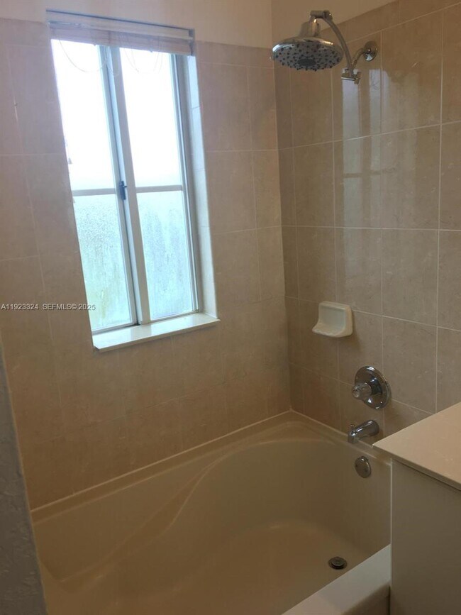 Building Photo - 10803 NW 83rd St