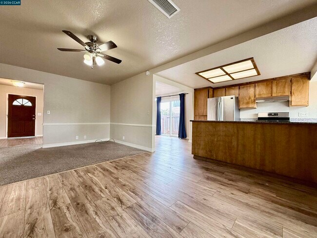 Building Photo - 2236 Currier Pl