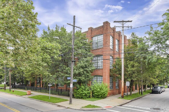 Building Photo - Metro Lofts