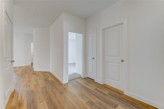 Building Photo - 9027 Rose Water Trl