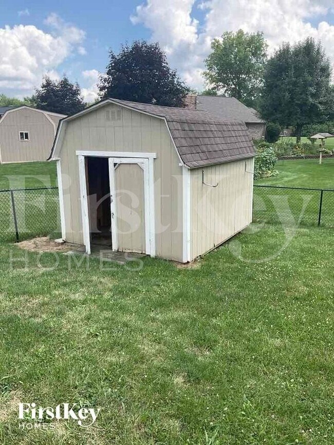 Building Photo - 962 Andover Dr