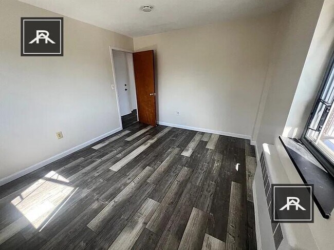 Building Photo - 1 bedroom in Belmont MA 02478