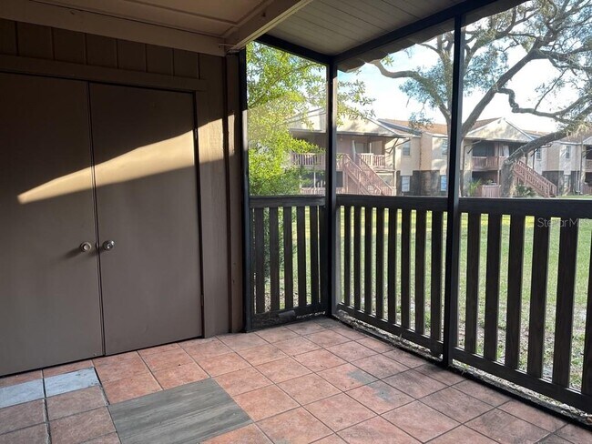 Building Photo - 9027 Westchester Cir