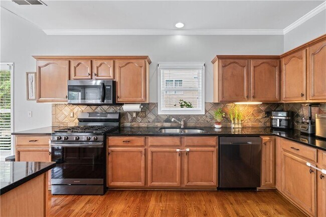 Building Photo - 52 Thomas Pl Dr