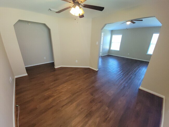 Building Photo - 3408 Wheatstalk Ln