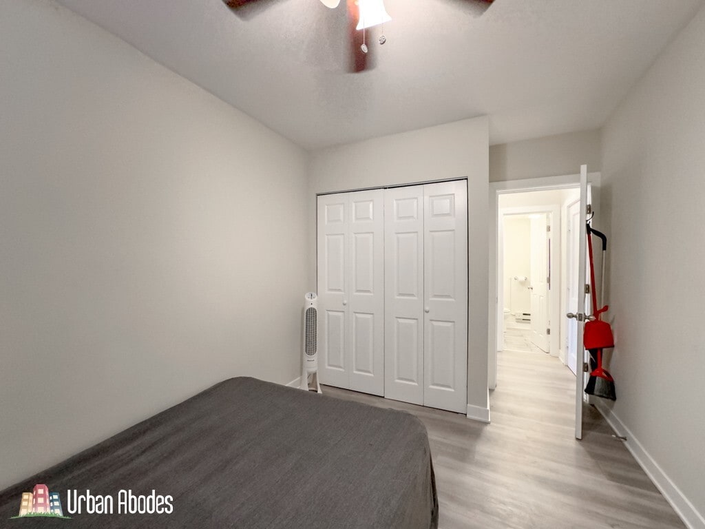 Building Photo - 730 W Roscoe St