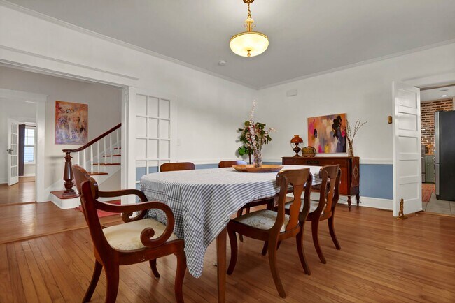 Building Photo - Gorgeous Historic Home in Downtown Wilmington