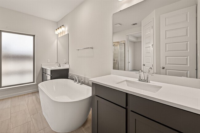 Building Photo - 407 Mercury Sky Rd