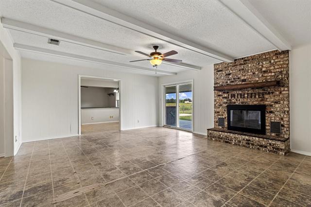 Building Photo - 216 Red River Dr
