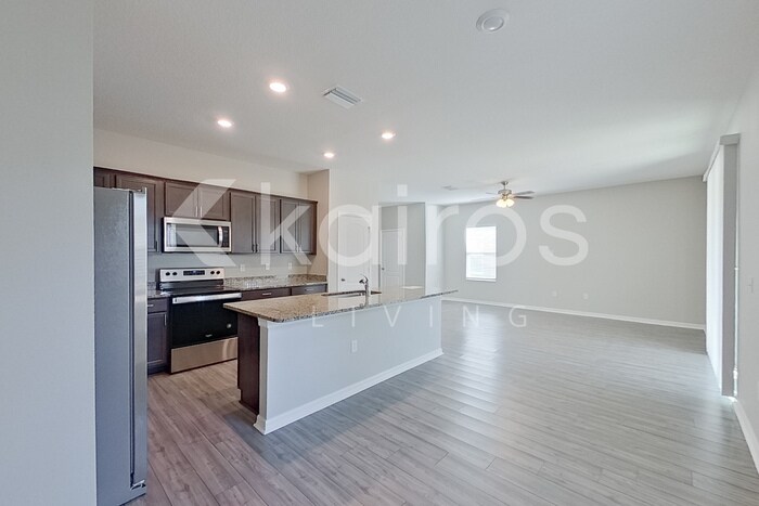 Building Photo - 30161 Fedora Cir