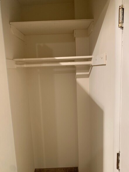 Building Photo - 689 Snelling Ave S